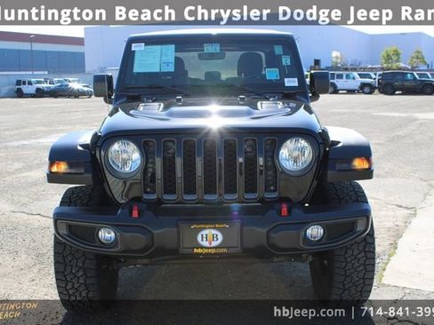 Used 2022 Jeep Gladiator Rubicon w/ Cold Weather Group image 2
