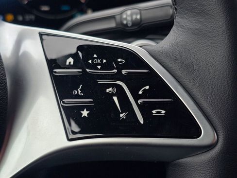 New 2026 Mercedes-Benz GLB 250 4MATIC image 43