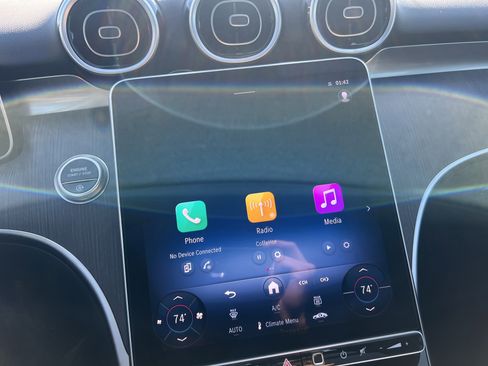 Used 2025 Mercedes-Benz C 300 Sedan image 29