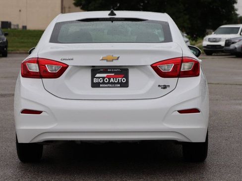 Used 2016 Chevrolet Cruze LS FWD image 10