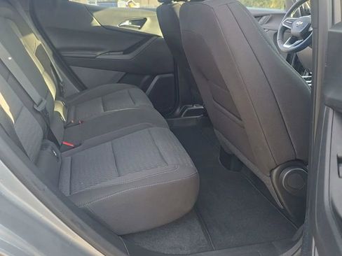 Used 2025 Chevrolet Equinox LT image 22