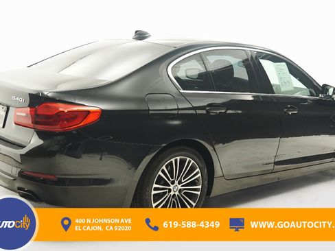 Used 2018 BMW 540i w/ Premium Package image 6