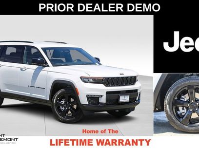 New 2025 Jeep Grand Cherokee L Limited w/ Black Appearance Package