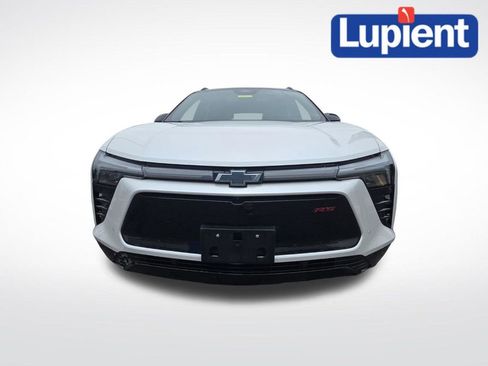 Used 2025 Chevrolet Blazer EV RS w/ Super Cruise Package AWD/4WD image 11