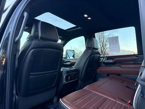 Used 2024 GMC Sierra 2500 Denali Ultimate image 23