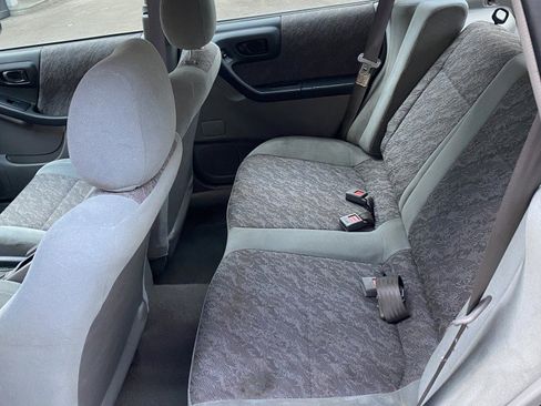 Used 1999 Subaru Forester L image 11