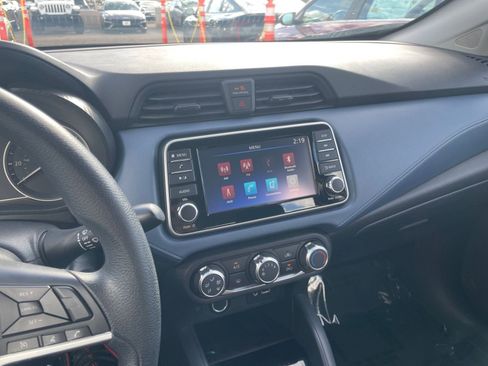 Used 2025 Nissan Versa SV image 21