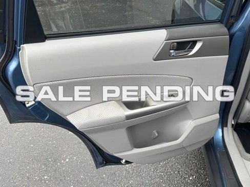 Used 2010 Subaru Forester 2.5X Premium image 13