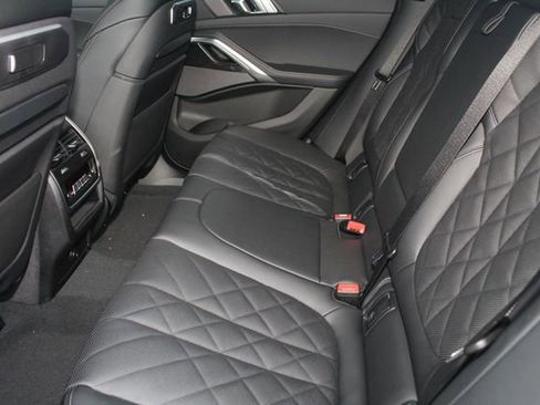 New 2026 BMW X6 xDrive40i w/ Executive Package image 22