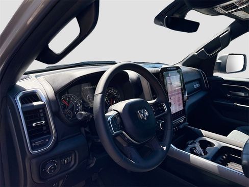 Used 2025 RAM 1500 Lone Star image 9