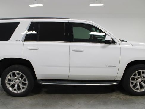 Used 2017 GMC Yukon SLE w/ SLE Value Package RWD image 11