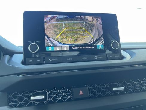 New 2025 Honda Accord SE image 19