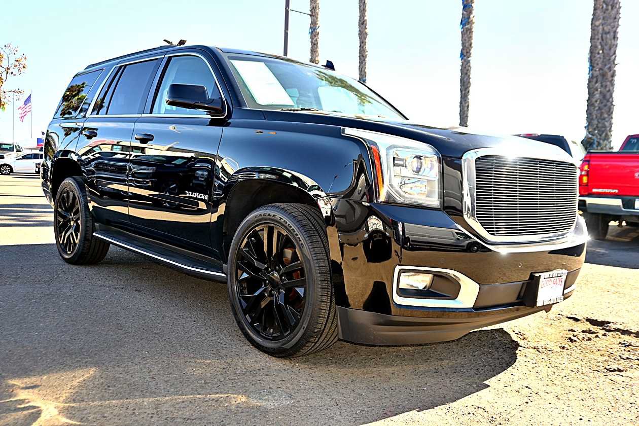 Used 2015 GMC Yukon SLT w/ Open Road Package RWD image 3