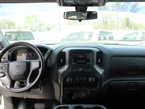 Used 2020 Chevrolet Silverado 1500 Custom Trail Boss w/ Custom Convenience Package image 26