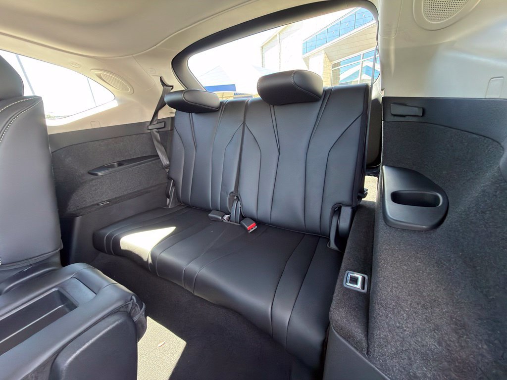 Certified 2026 Acura MDX w/ Technology Package FWD image 37
