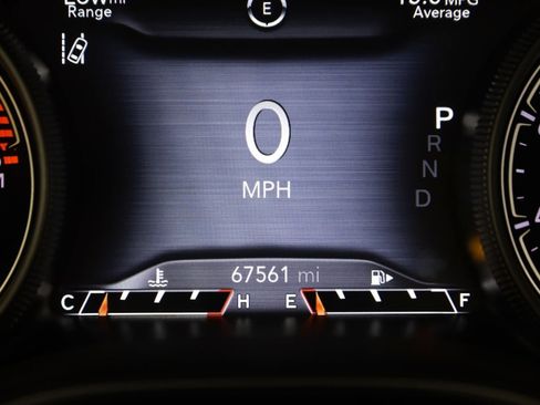 Used 2019 Jeep Cherokee Limited w/ Technology Group AWD/4WD image 35