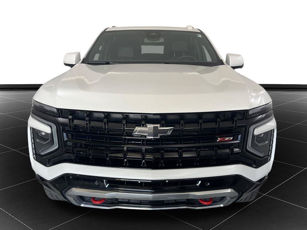 Used 2025 Chevrolet Suburban Z71 AWD/4WD image 8