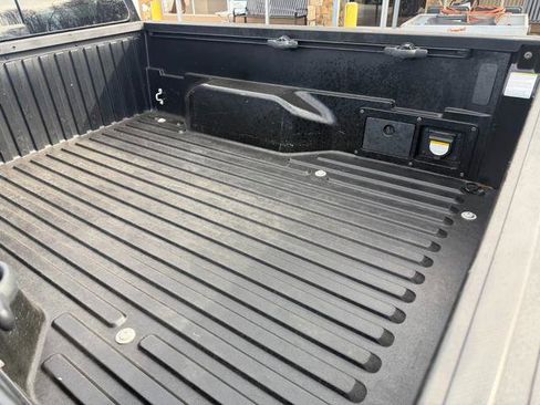 Used 2020 Toyota Tacoma TRD Sport image 5