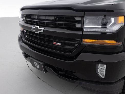 Used 2017 Chevrolet Silverado 1500 LT w/ All Star Edition AWD/4WD image 16
