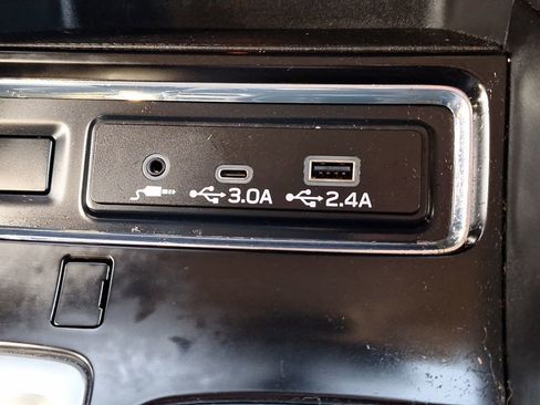 Certified 2023 Subaru Ascent Limited image 22