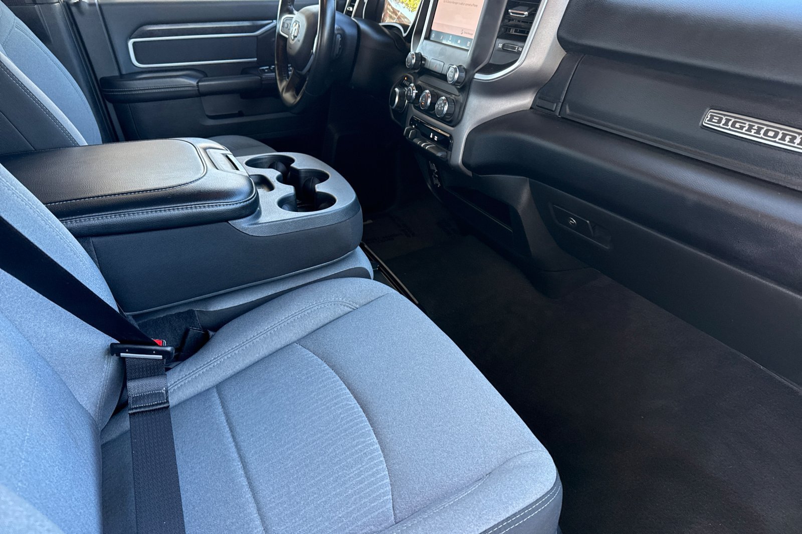 Used 2024 RAM 2500 Big Horn AWD/4WD image 23