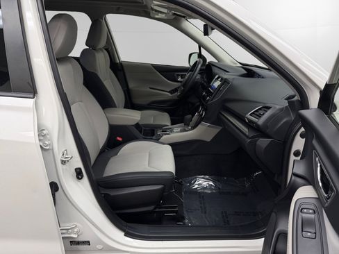 Certified 2022 Subaru Forester Premium image 15
