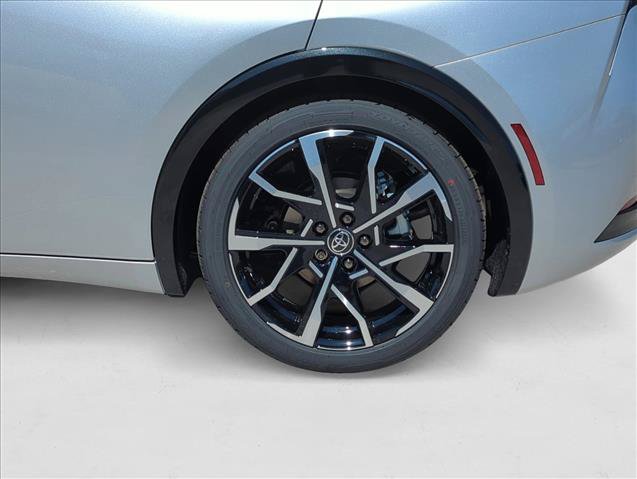 New 2026 Toyota Prius Plug-In Hybrid FWD image 9