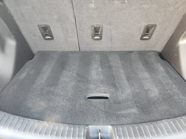 Used 2023 Chevrolet Bolt LT w/ Infotainment Package FWD image 34