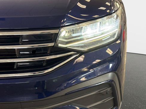 Certified 2022 Volkswagen Tiguan SE image 10