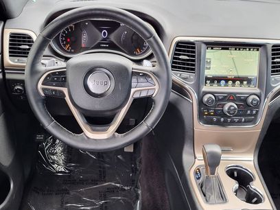 Used 2017 Jeep Grand Cherokee Limited w/ Luxury Group II