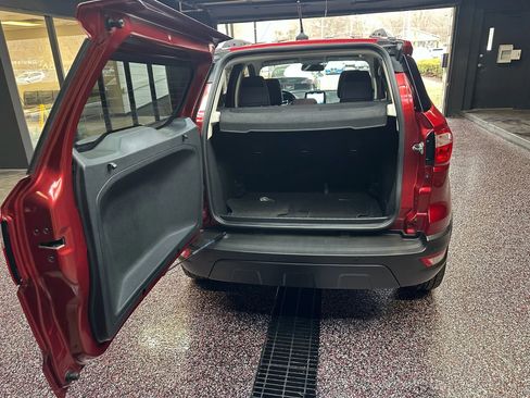 Used 2019 Ford EcoSport SE w/ SE Convenience Package image 22