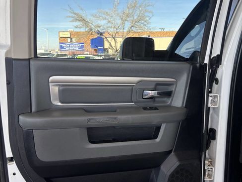 Used 2014 RAM 2500 SLT AWD/4WD image 14