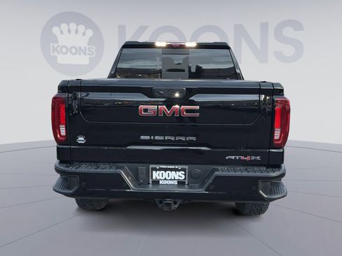 Used 2024 GMC Sierra 1500 AT4X image 5