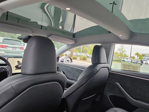 Used 2025 Tesla Model 3 Long Range AWD/4WD image 20