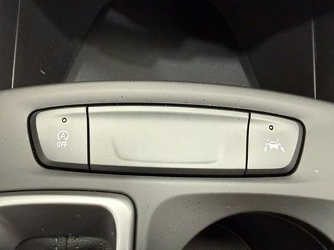 New 2026 Chevrolet Trax LS w/ LS Convenience Package FWD image 35
