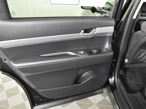 Used 2023 Hyundai Palisade SE image 46