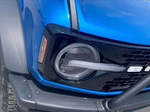 Certified 2024 Ford Bronco Wildtrak AWD/4WD image 28