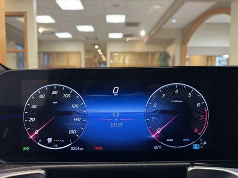 Certified 2024 Mercedes-Benz GLB 250 image 9