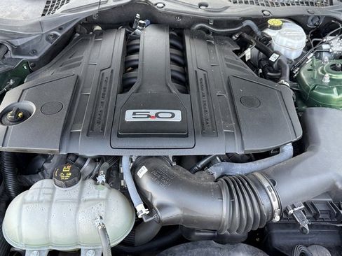 Used 2022 Ford Mustang GT Premium w/ Equipment Group 401A image 4