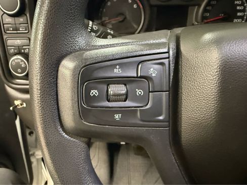 Used 2022 Chevrolet Silverado 1500 W/T w/ WT Value Package AWD/4WD image 18