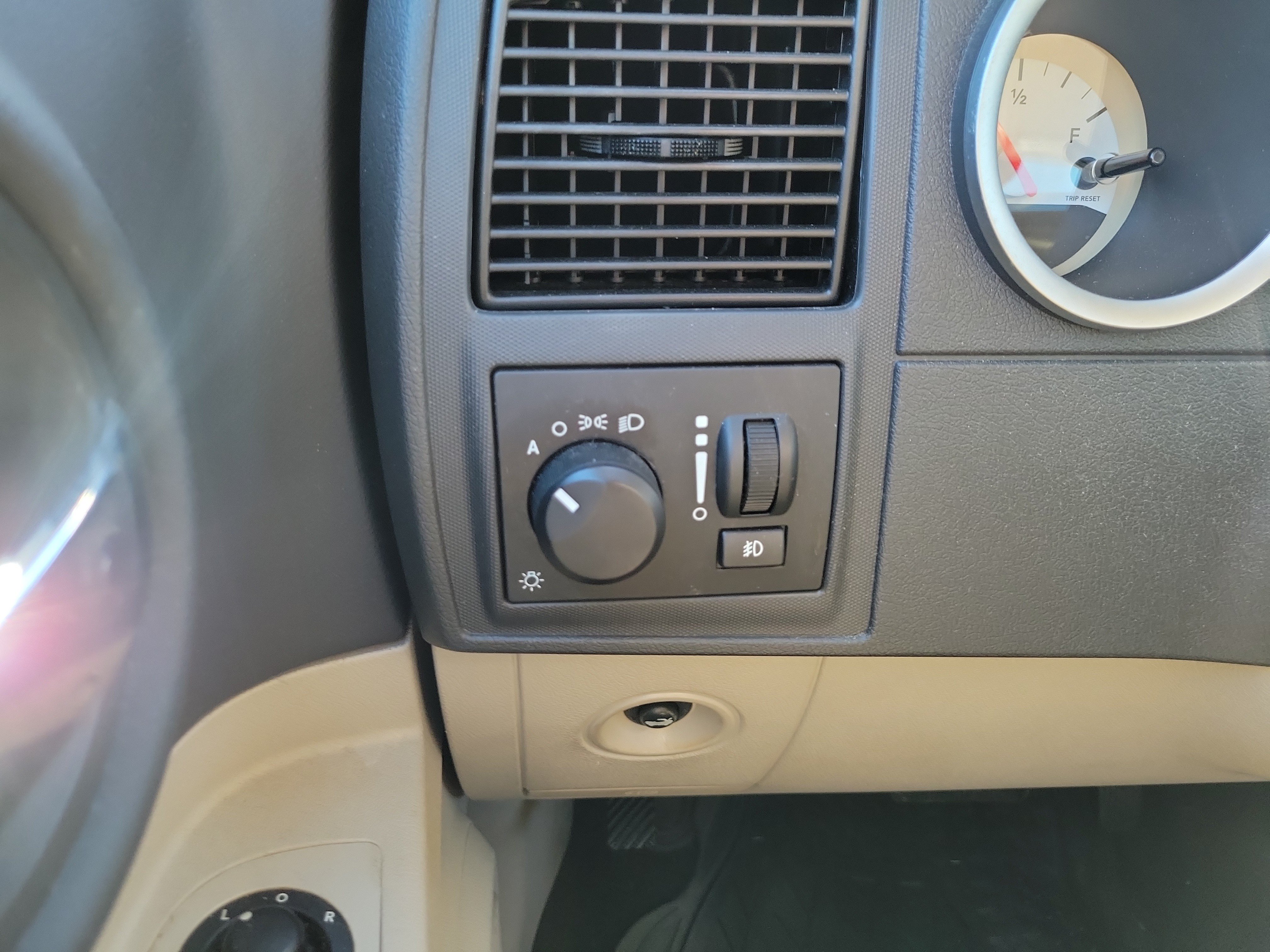 Used 2006 Dodge Charger R/T RWD image 28