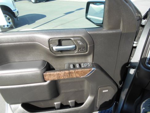 Used 2021 GMC Sierra 1500 Denali w/ Denali Ultimate Package image 8