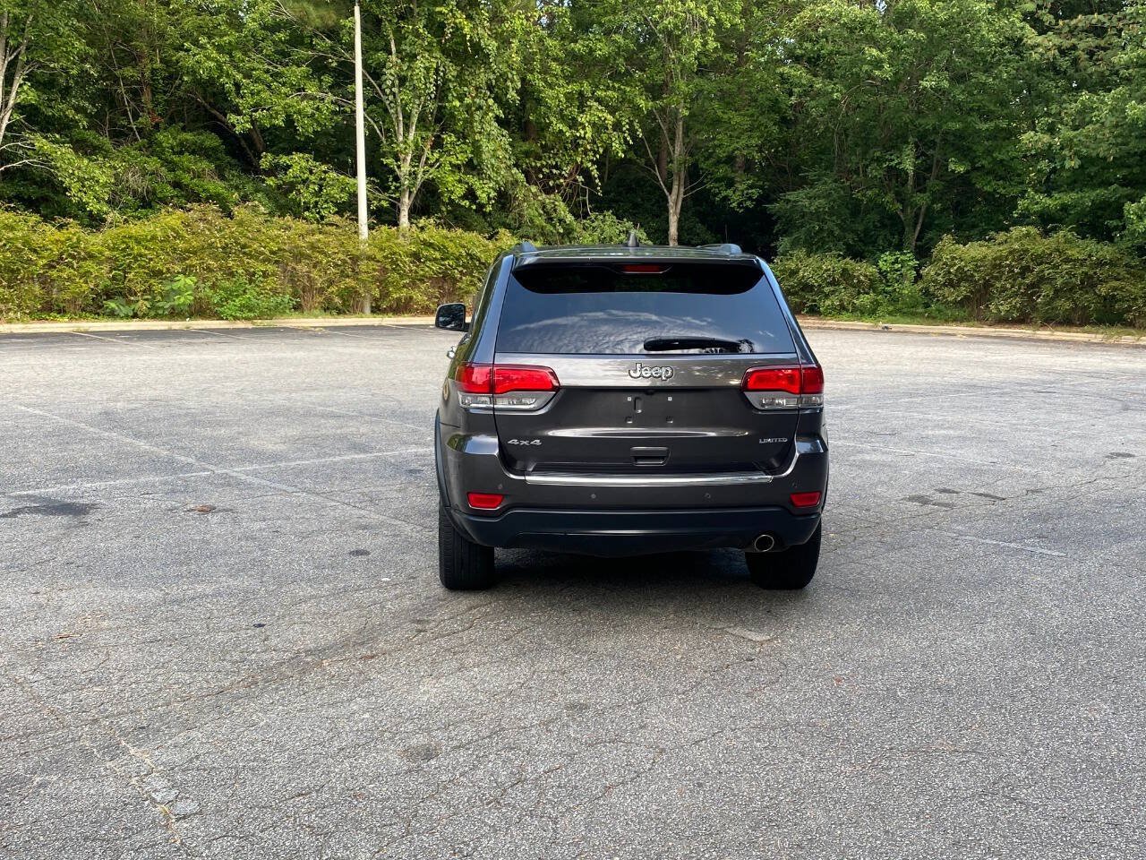 Used 2020 Jeep Grand Cherokee Limited w/ Luxury Group II AWD/4WD image 6