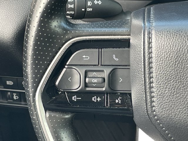 Used 2023 Toyota Tundra SR5 w/ SR5 Convenience Package AWD/4WD image 14