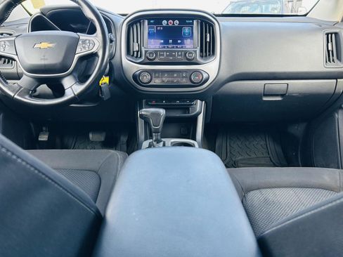 Used 2015 Chevrolet Colorado LT image 18