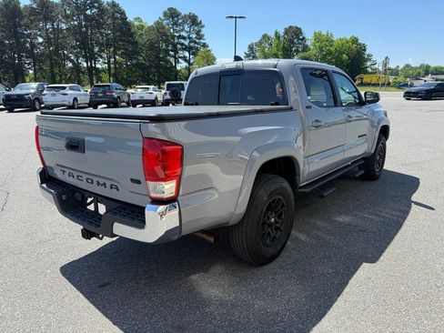Used 2021 Toyota Tacoma SR5 image 8