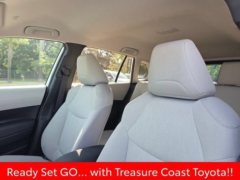 Certified 2025 Toyota Corolla Cross L FWD image 25