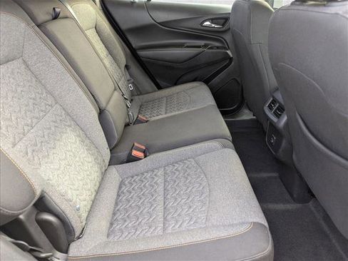 Used 2024 Chevrolet Equinox LT image 19
