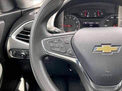 Used 2024 Chevrolet Malibu LT FWD image 28