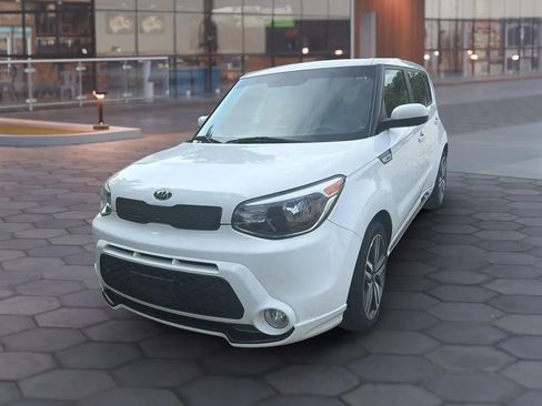Used 2016 Kia Soul + w/ Soulful Package FWD image 20